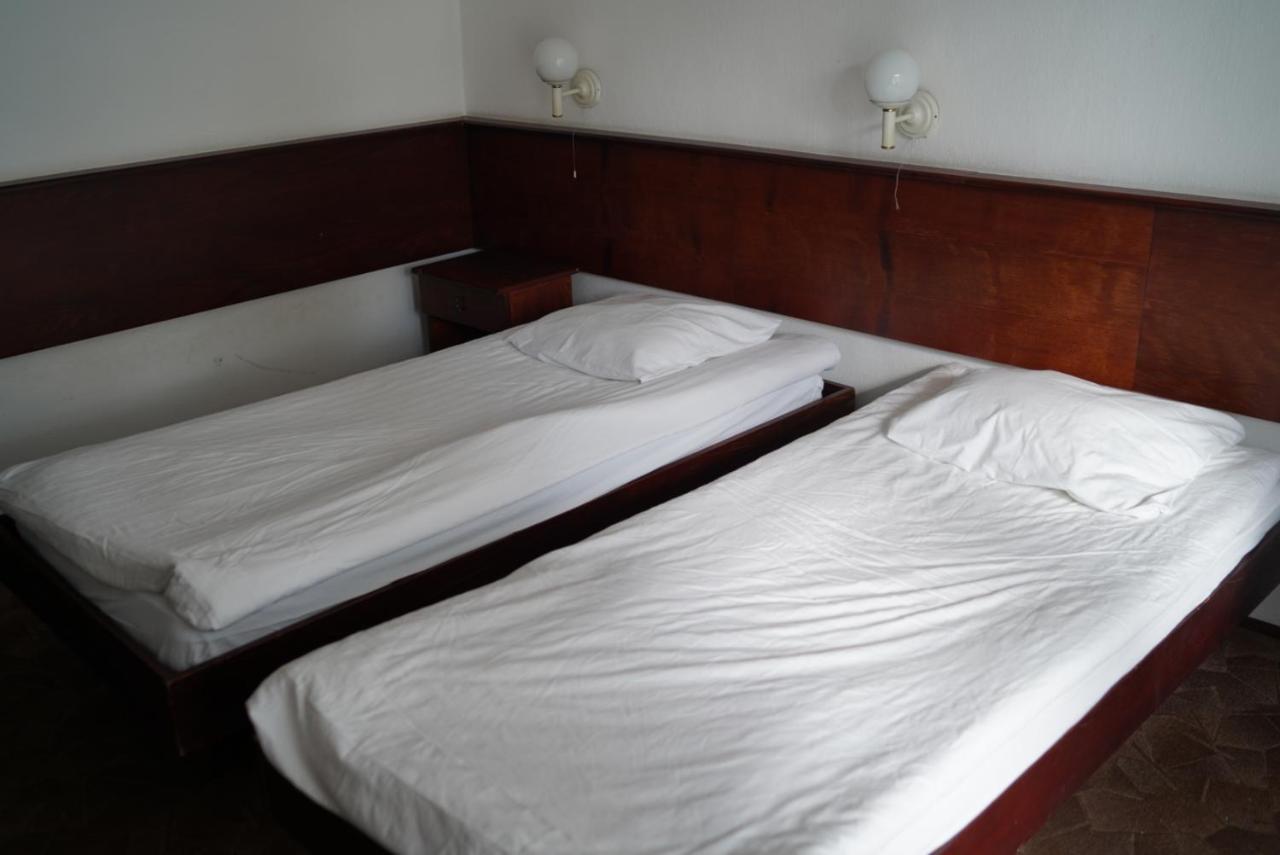 Hotel 예라타 외부 사진